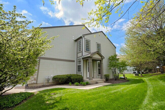 Building Photo - 3158 Ollerton Ave