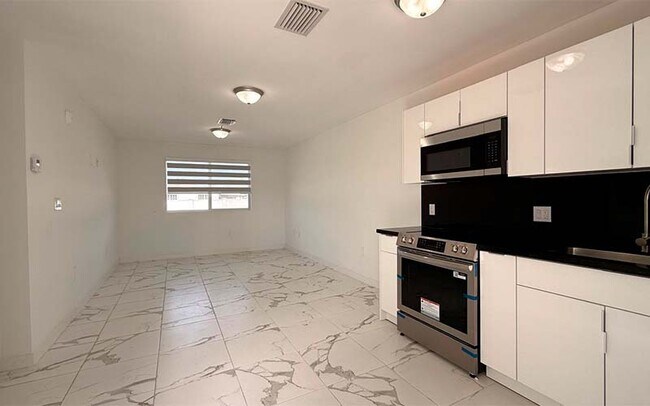 Foto del edificio - 811 E 52nd St