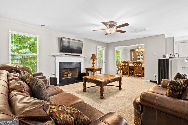 Foto del edificio - 7155 Laurel Creek Dr