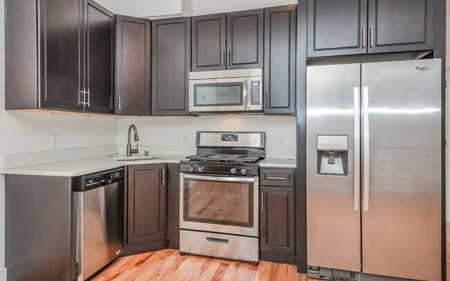 Building Photo - 912 N 19th St