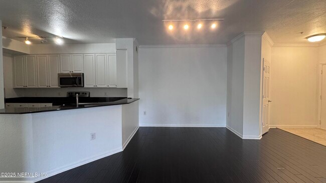 Foto del edificio - 5617 Bowden Rd