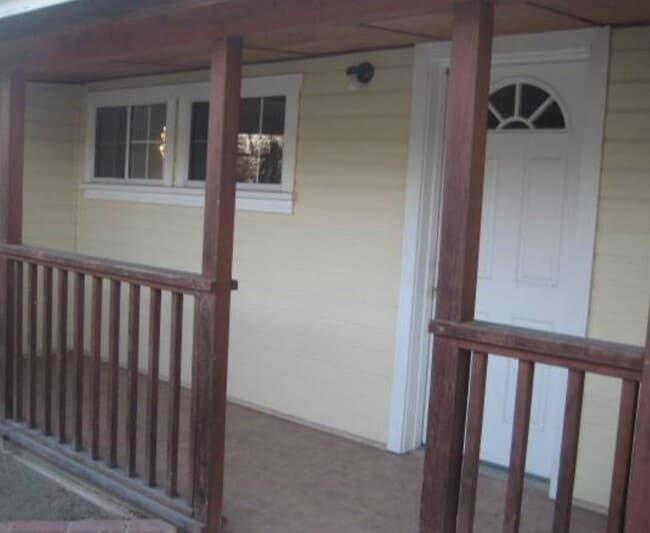 Building Photo - 48 College Rd