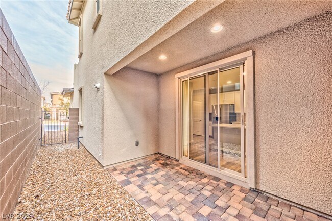Foto del edificio - 11705 Redwood Mountain Ave