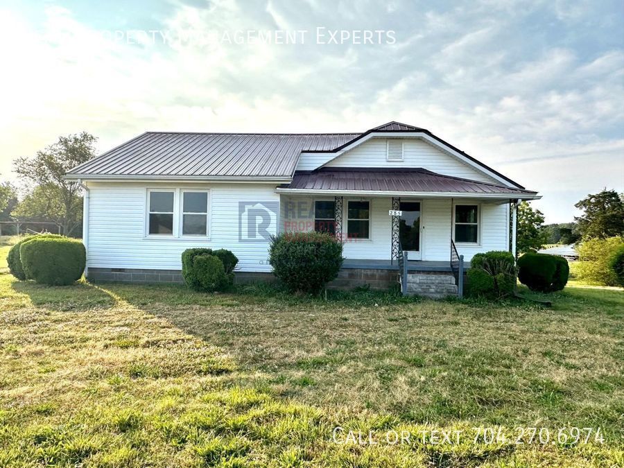 Charming 3BR/2BA home in Mooresville! House Rental in Mooresville, NC