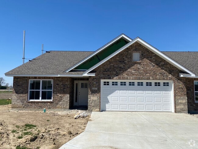 2025 Serenade Ln