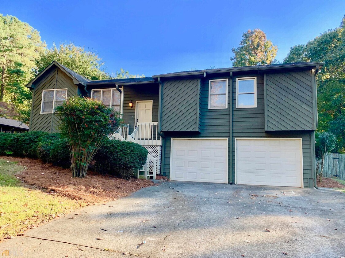 3621 Stonewall Dr NW, Kennesaw, GA 30152 House for Rent in Kennesaw