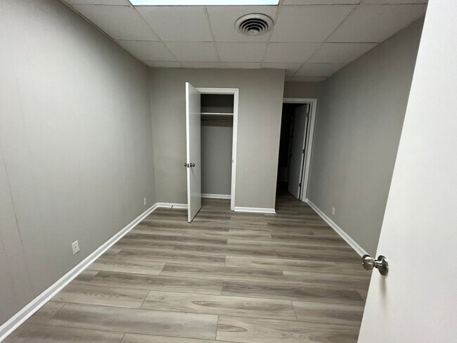 Foto del edificio - 142 Goshen Rd