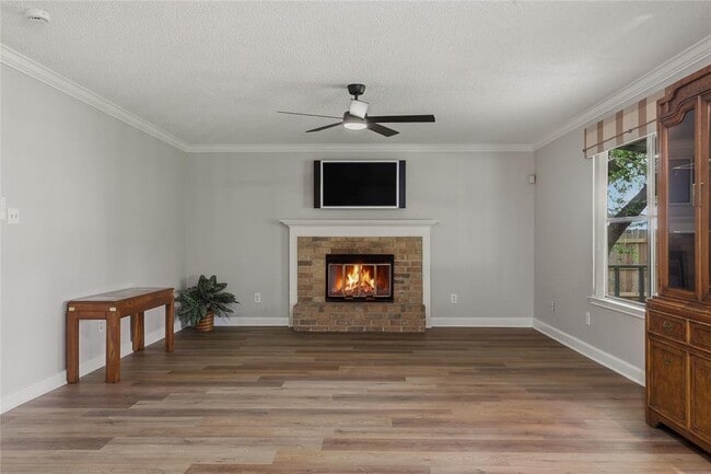 Building Photo - 11604 Buttonwood Dr