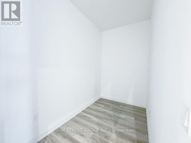 Building Photo - 238-238 Simcoe St