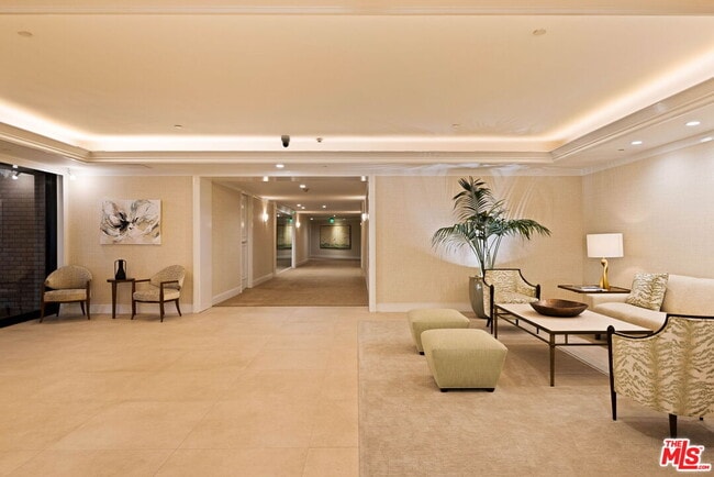 Foto del edificio - 300 N Swall Dr