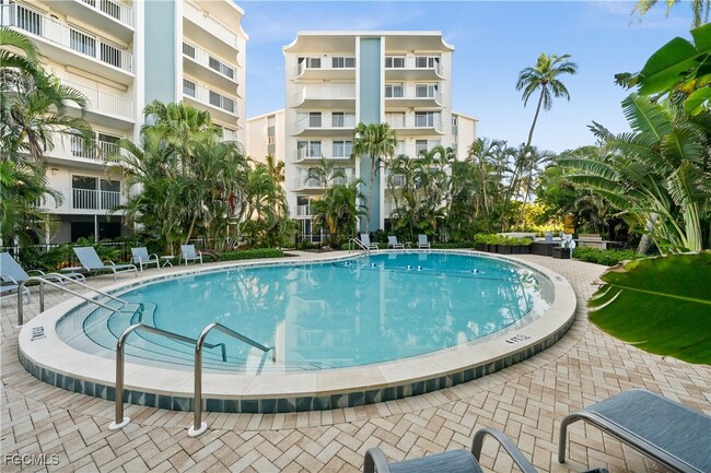 Building Photo - 1300 Gulf Shore Blvd N