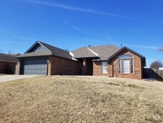 Building Photo - 2708 Northridge Rd