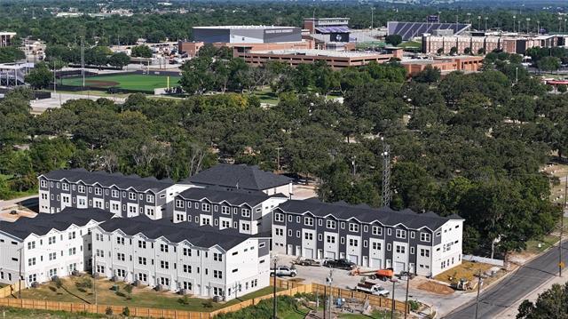 Foto del edificio - 422 S Lillian