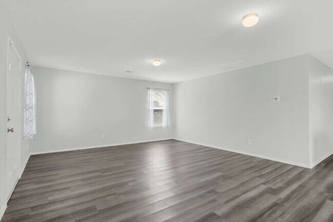 Foto del edificio - "Charming 3-Bedroom, 2-Bath Home Retreat with Solar Panels! 10% off for active service members!"