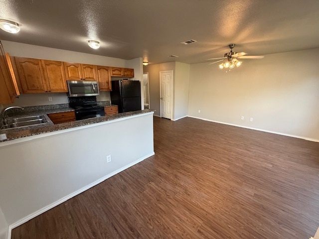 Foto del edificio - 725 Claremont Pkwy