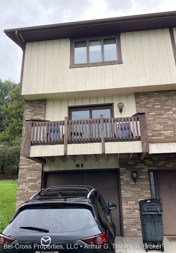 3 br, 1.5 bath House 1222K1 Van Voorhis Rd House Rental in