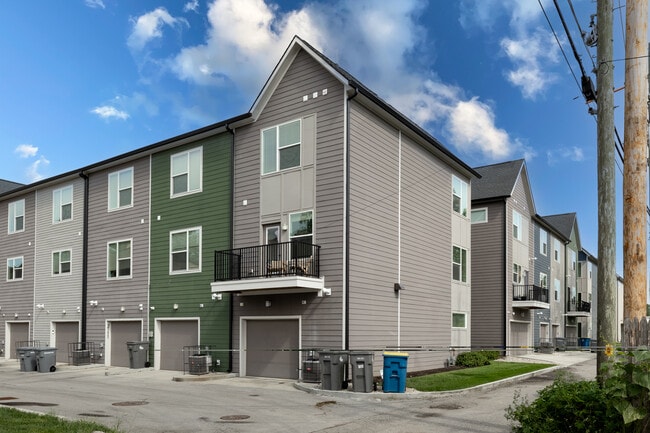 Building Photo - 2107 Coretta Way