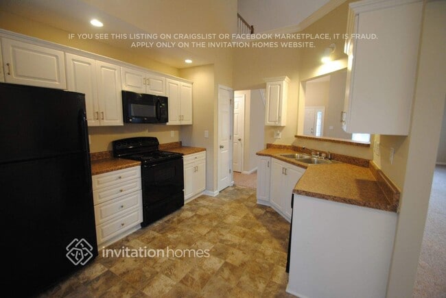 Foto del edificio - 14736 Sapphire Ln