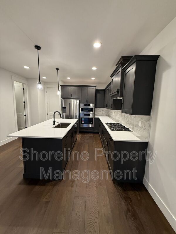 Foto del edificio - 2009 Freya Ct