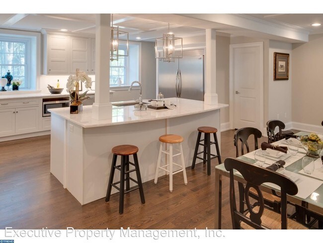 Foto del edificio - 208 Ashwood Rd