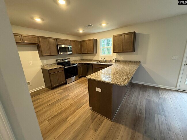 Foto del edificio - 6023 Edgemont Ct