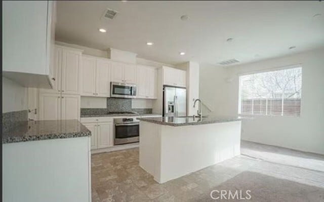 Foto del edificio - 8752 Festival St