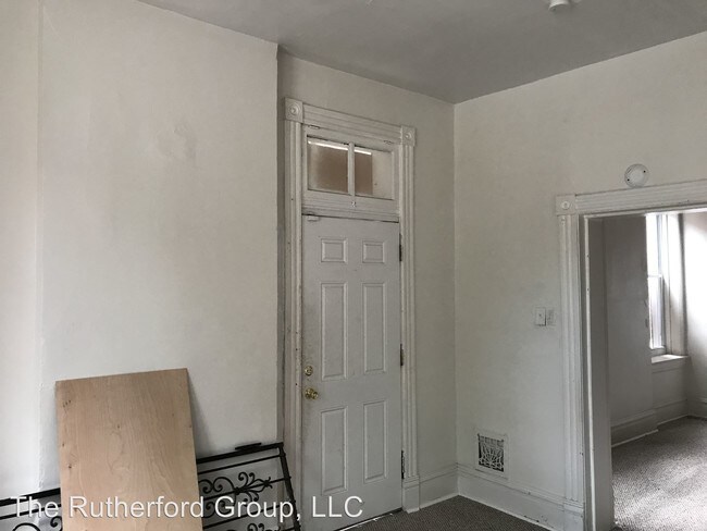 Building Photo - 3426 Itaska St