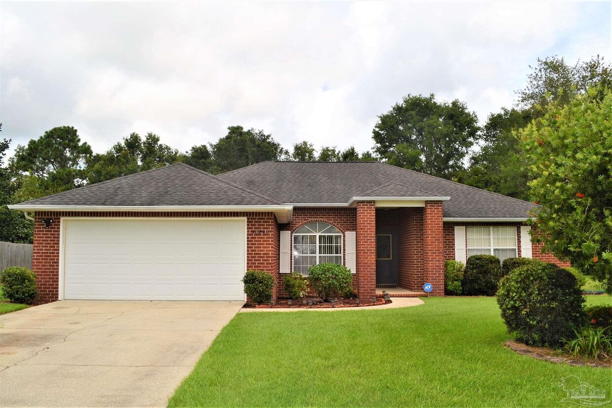 Primary Photo - 10290 Candlestick Ln