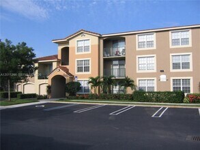 Building Photo - 15035 Michelangelo Blvd