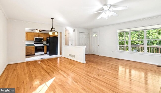 Building Photo - 1280 Terrace Ln