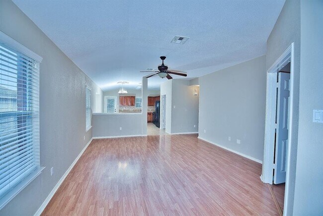 Building Photo - 2439 Pearson Way