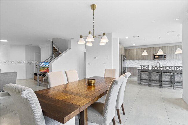 Foto del edificio - 10330 NW 68th St