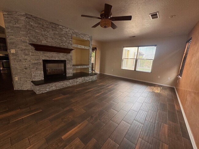 Foto del edificio - 6300 Verdi Way NW