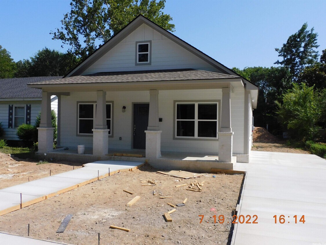 2119 Duncan St, Conway, AR 72034 House Rental in Conway, AR