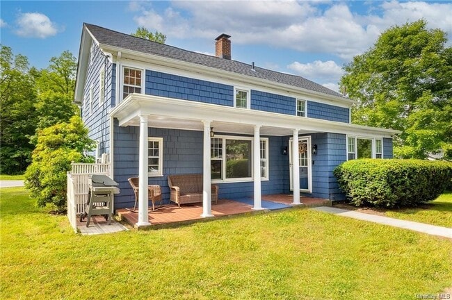 Building Photo - 109 Mahopac Ave