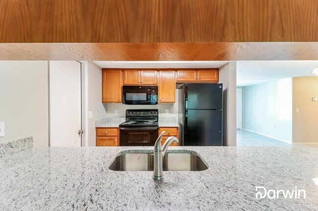Foto del edificio - 6635 Albemarle Pkwy, New Port Richey, FL 3...
