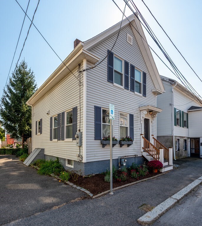 5 Addison St, Gloucester, MA 01930 House Rental in Gloucester, MA