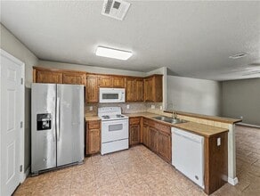 Building Photo - 703 W Garland St