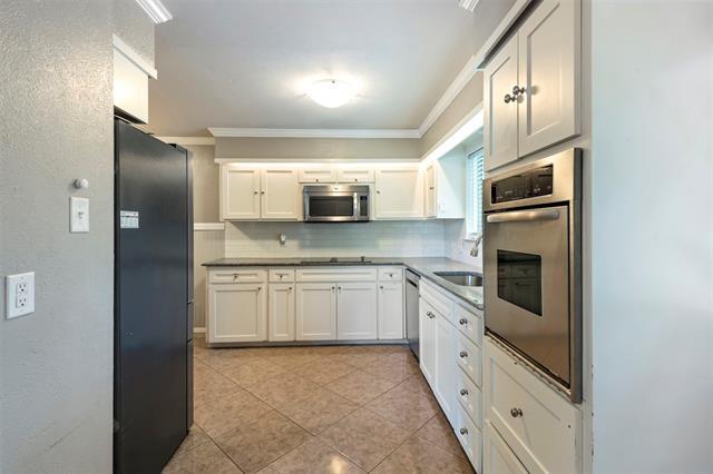 Foto del edificio - 1403 Cliffwood Rd
