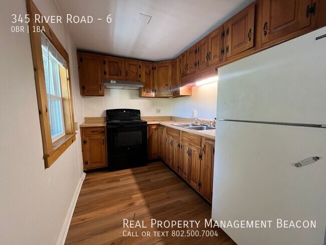 Foto del edificio - 345 River Rd