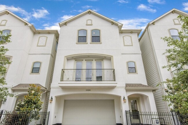 Foto del edificio - 1508 Johnson St