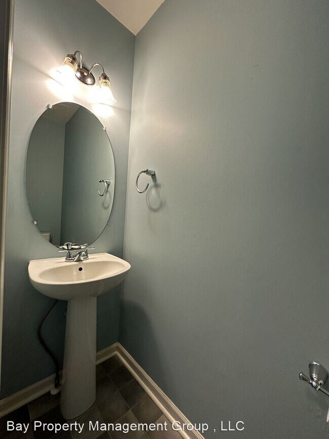 Foto del edificio - 3 br, 2 bath House - 5206 Red Hill Way