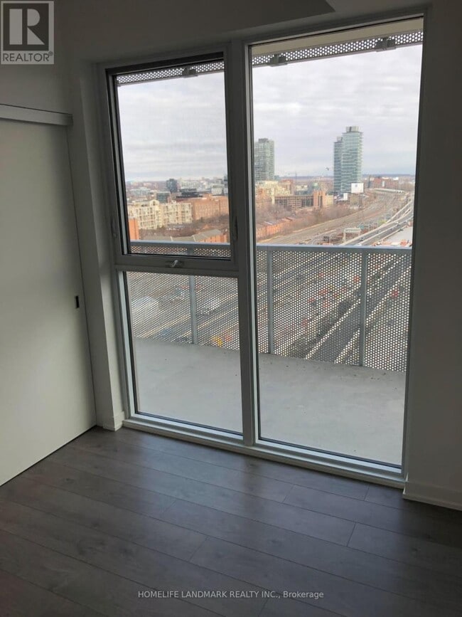 Building Photo - 20 Richardson St