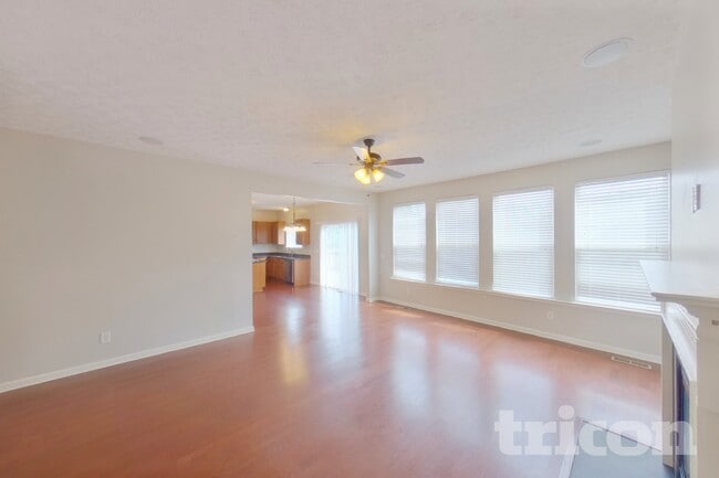 Building Photo - 6429 Sunnywood Dr