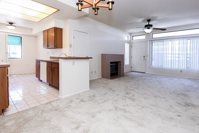 Building Photo - 7945 E Colette Cir