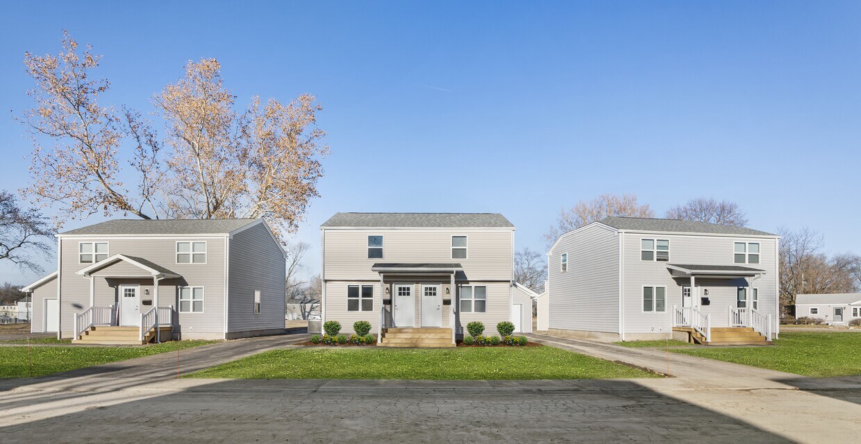 Poplar Place Apartments in Springfield, IL