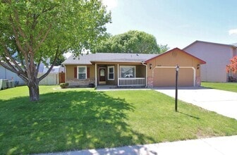 Building Photo - 2624 Manchester Dr