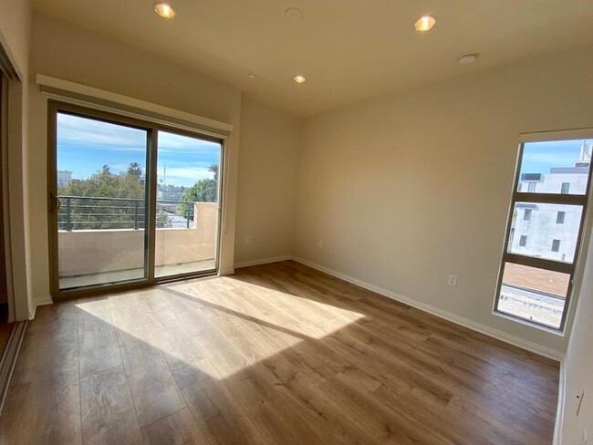 2nd Bedroom - 5827 Carlton Way