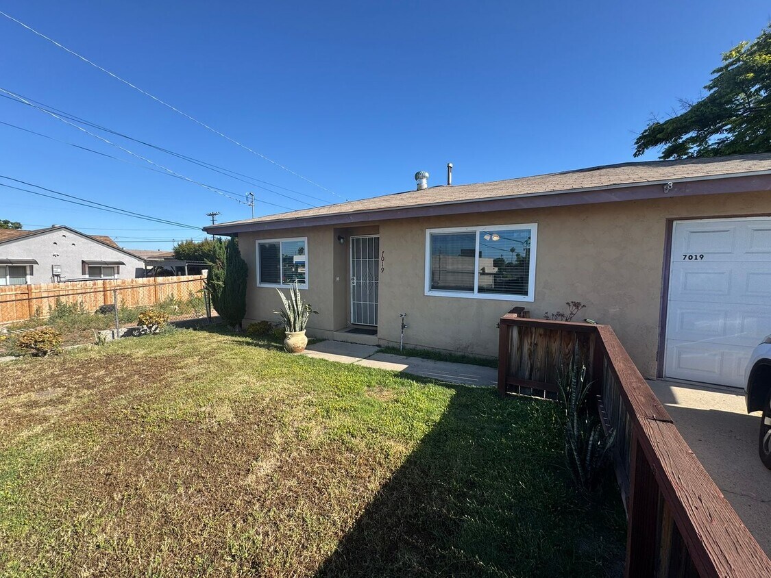 Foto principal - 7017-7019 Mohawk Street