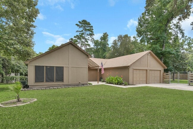 Building Photo - 5928 Sinclair Dr